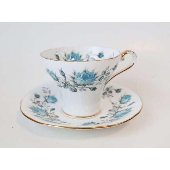 Vintage Aynsley Teacup & Saucer Tea Cup Blue Roses With Gold Gilt 1952 Corset o - Picture 2 of 6